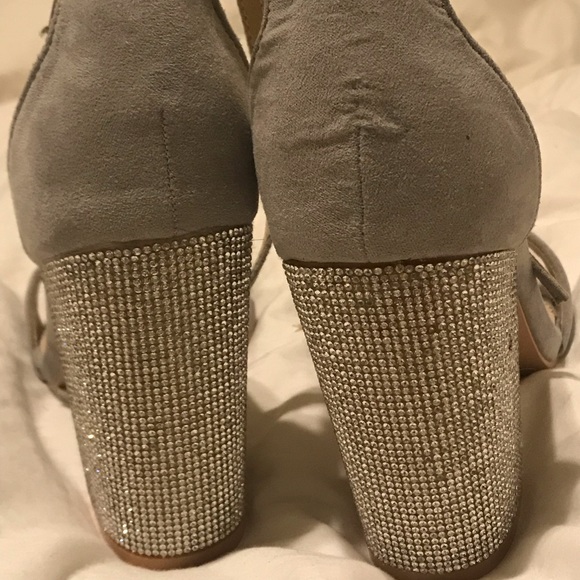 Sandals - Picture 4 of 5